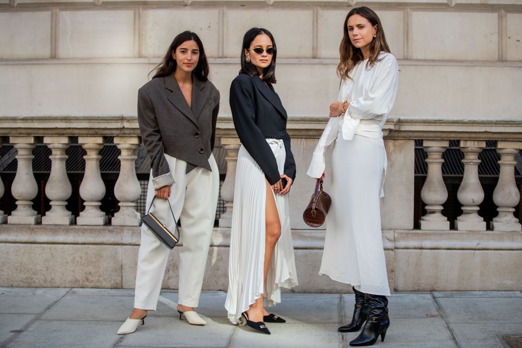 5 Stylish Ways To Match Fendi Bags With Your Outfit