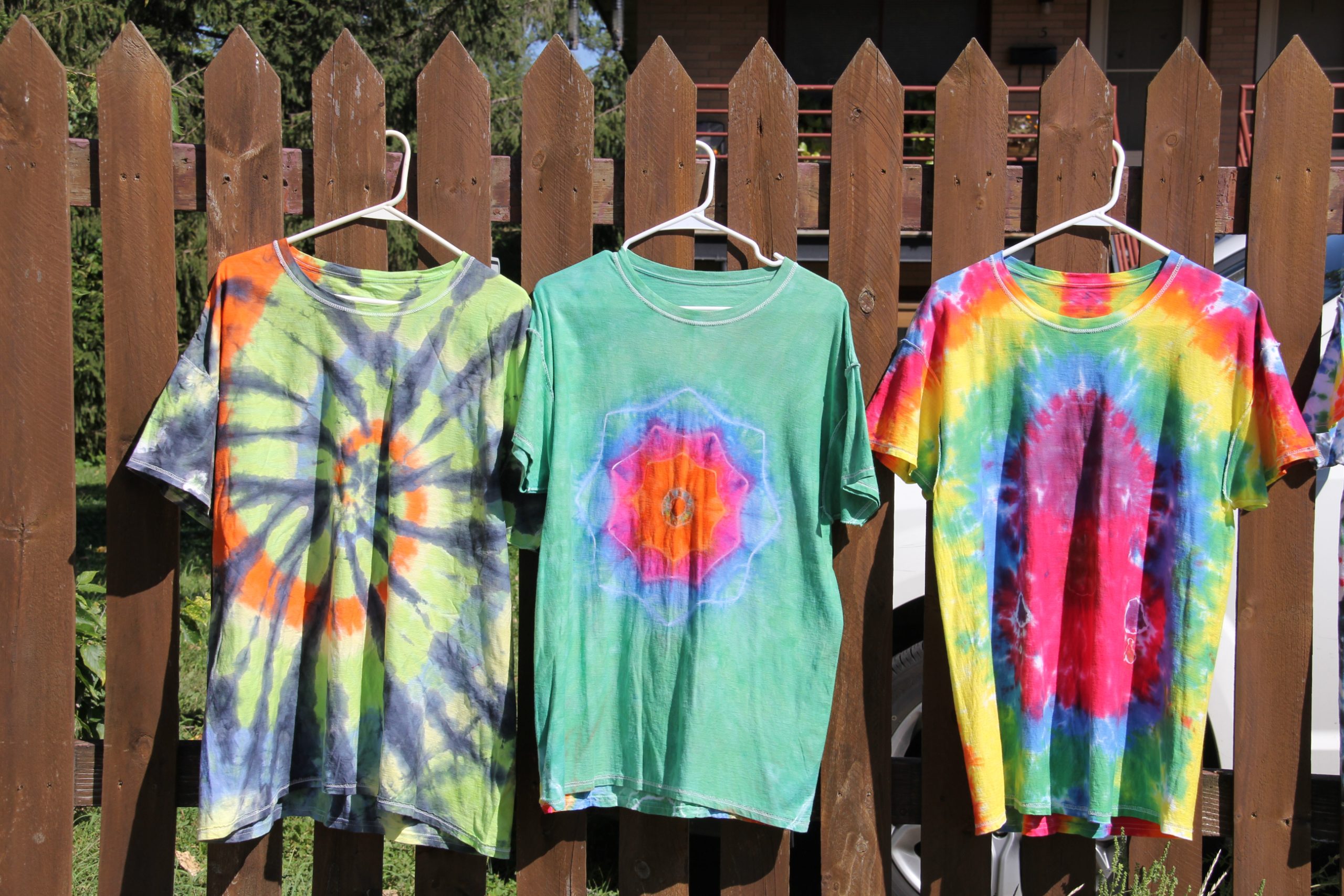 tie dye clothing